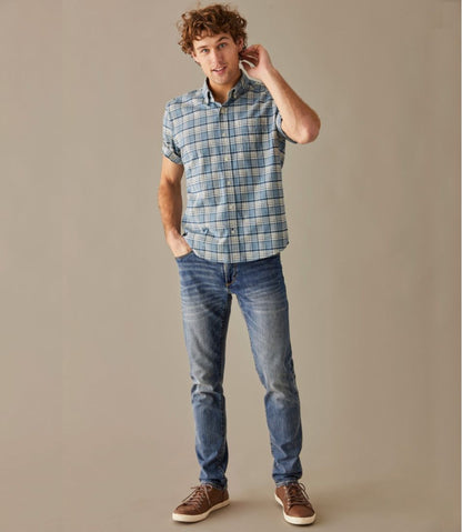 Men's Signature Five-Pocket Jeans with Stretch, Slim Straight L.L.Bean Recommended