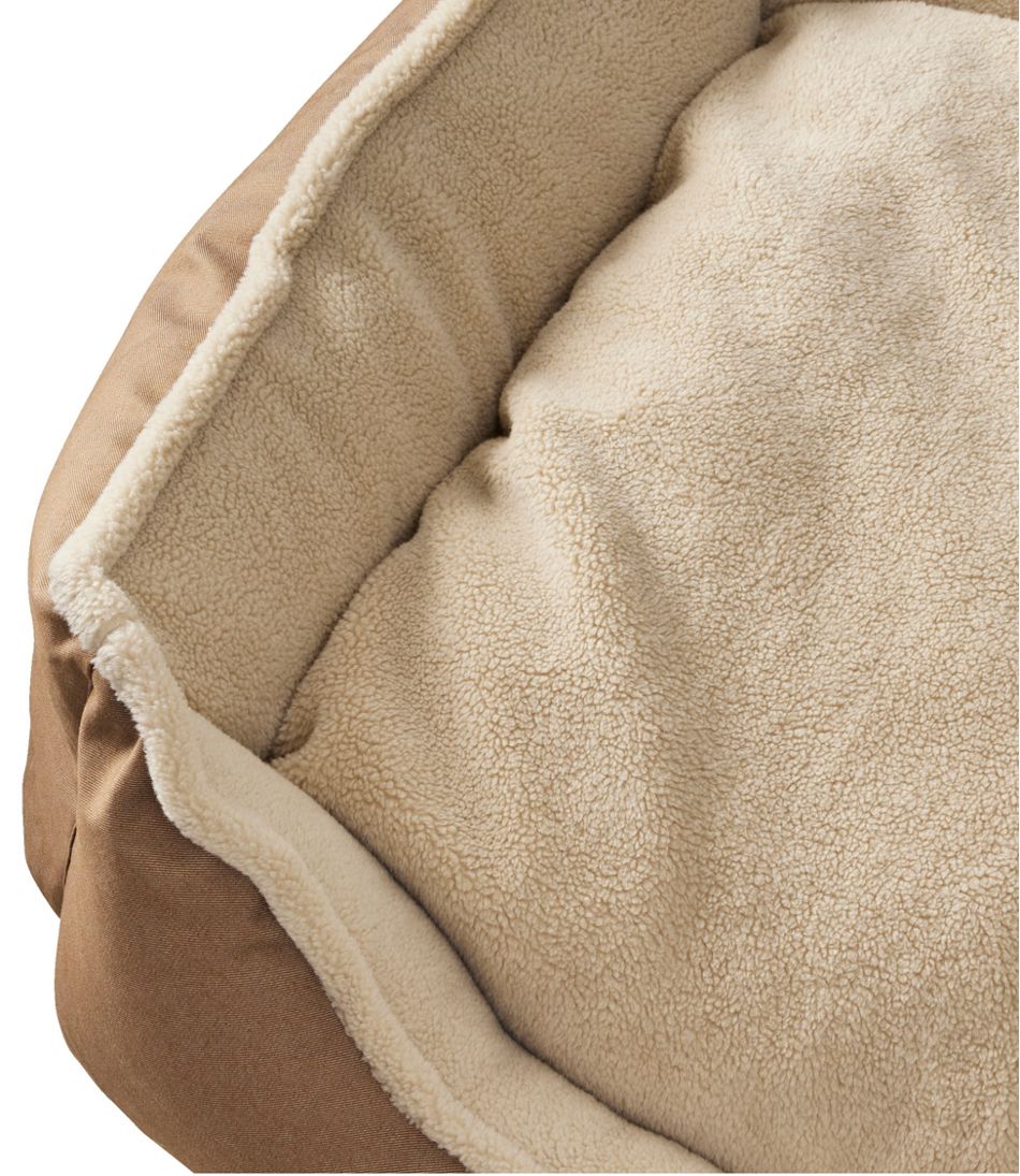 Premium Cuddler Dog Bed L.L.Bean Top Pick